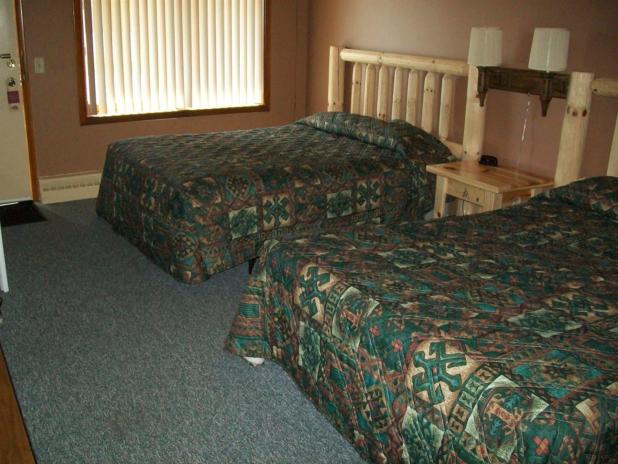 Black Bear Motel Cameron Экстерьер фото